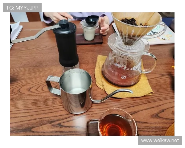 姚明退役后住上海老洋房，早餐吃三明治配手冲咖啡，这生活谁懂啊